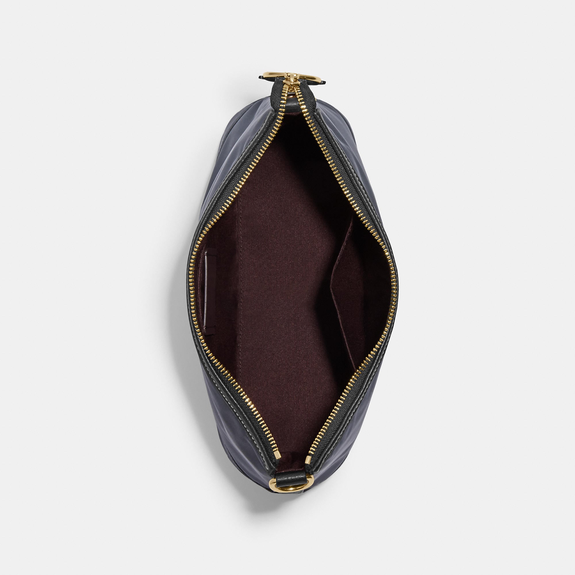 COAthtCH Classic handbags