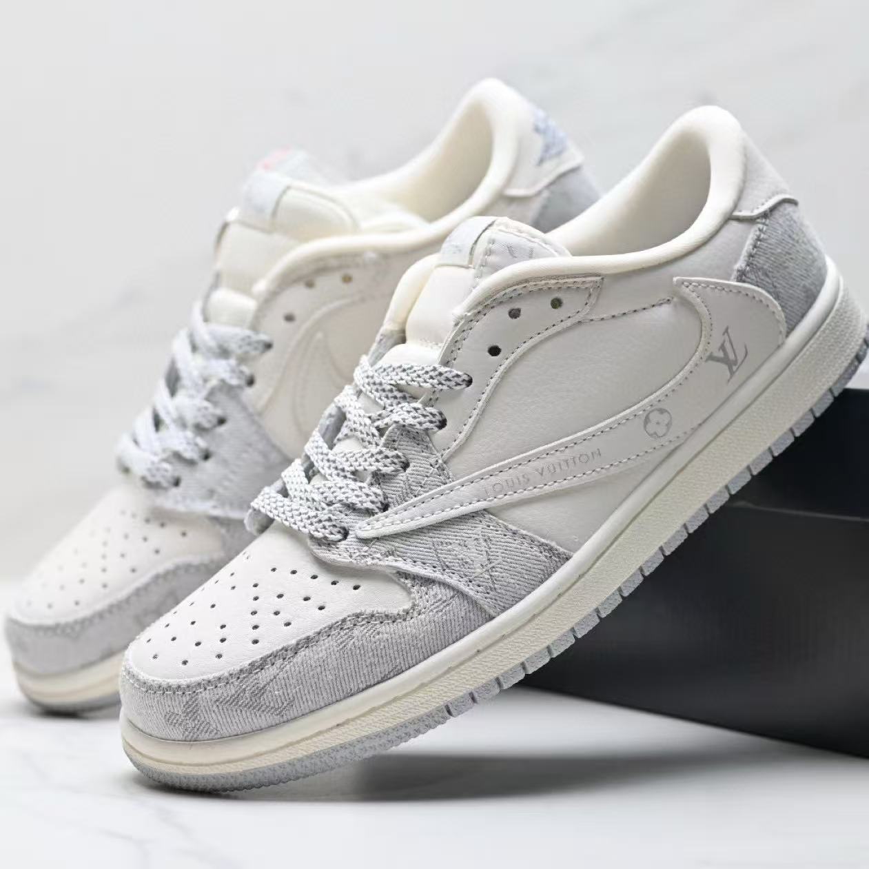 Nike-Kids AJ1