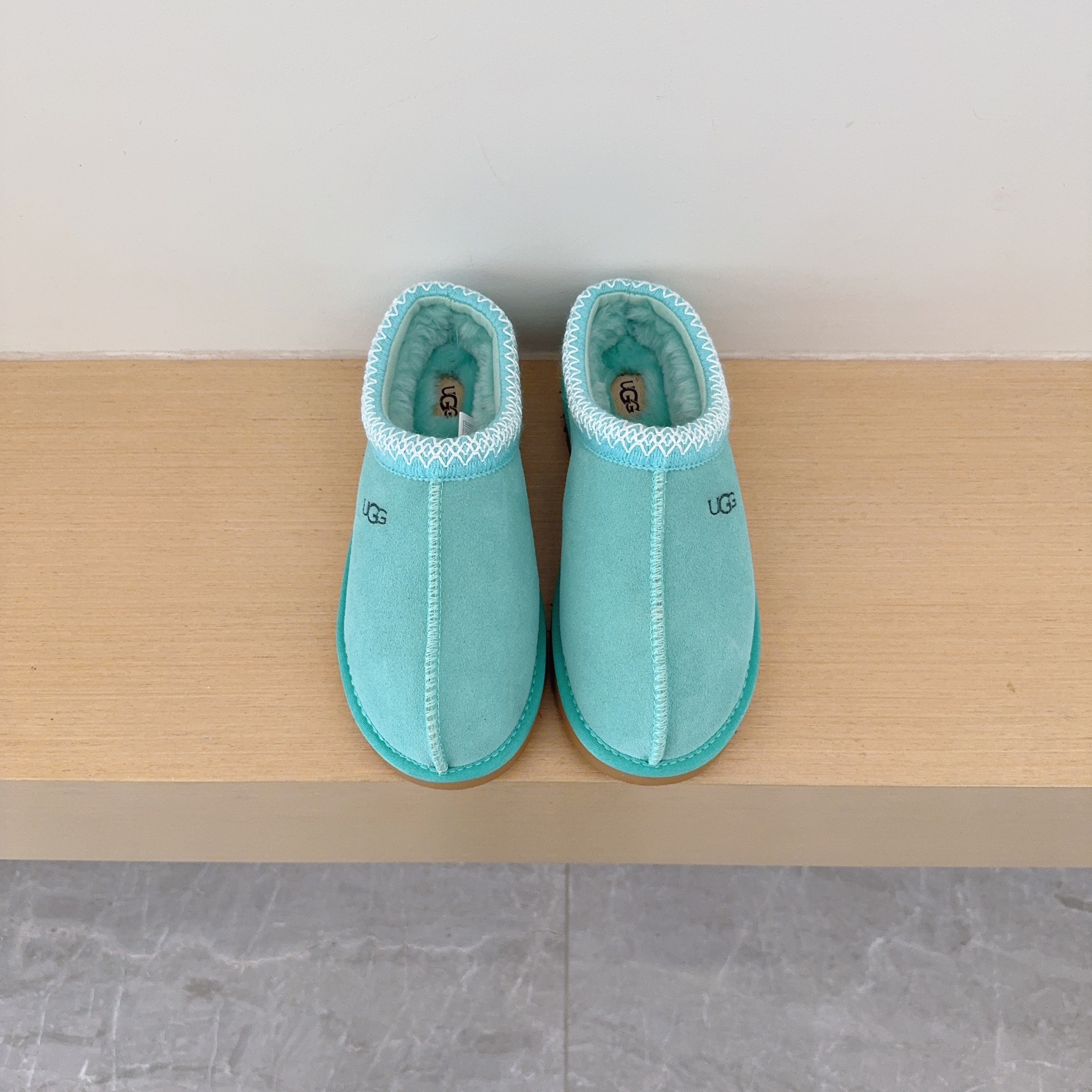 UGG Kids Ethnic Pattern Low Sole