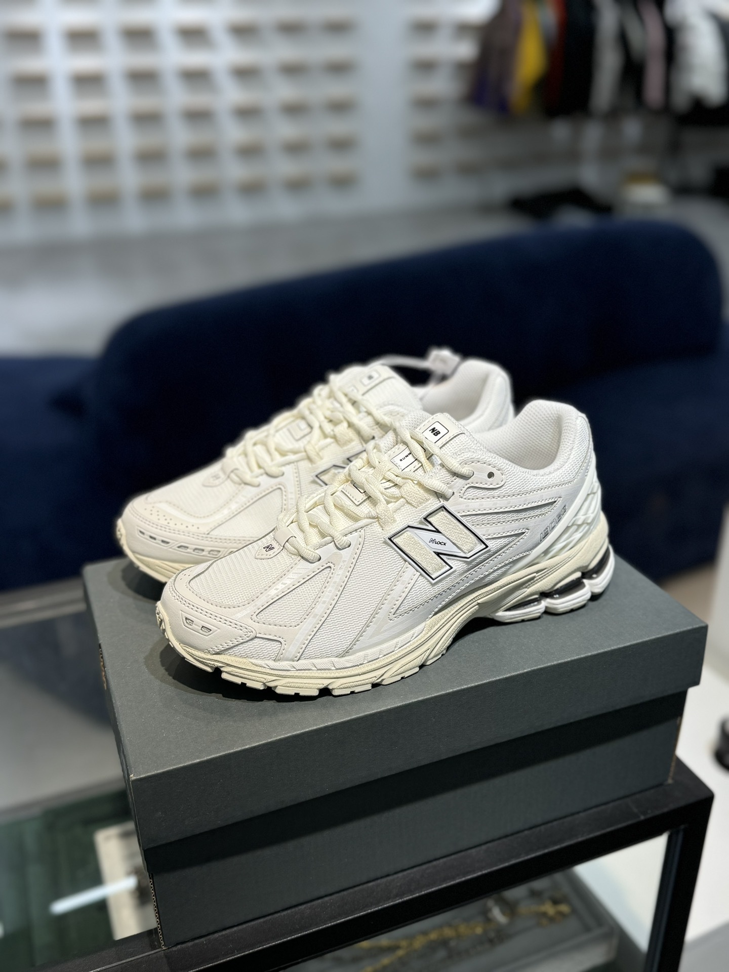New Balance 1906 Sneakers detail 2