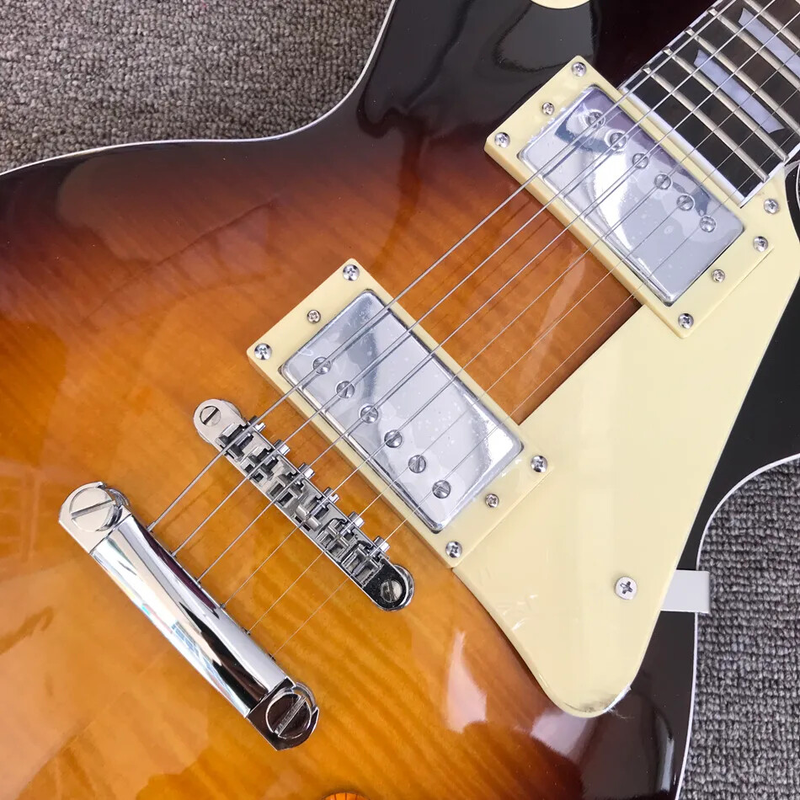 Made in China, High Quality Electric Guitar, Rosewoodd Fingerboard