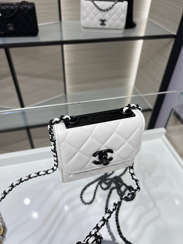 Chanel A81633Y White Trendy Mini Wallet