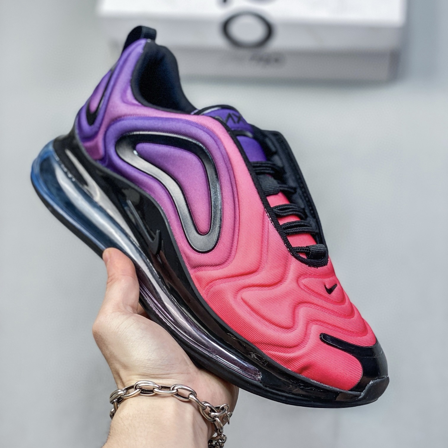 Nike Air Max 720