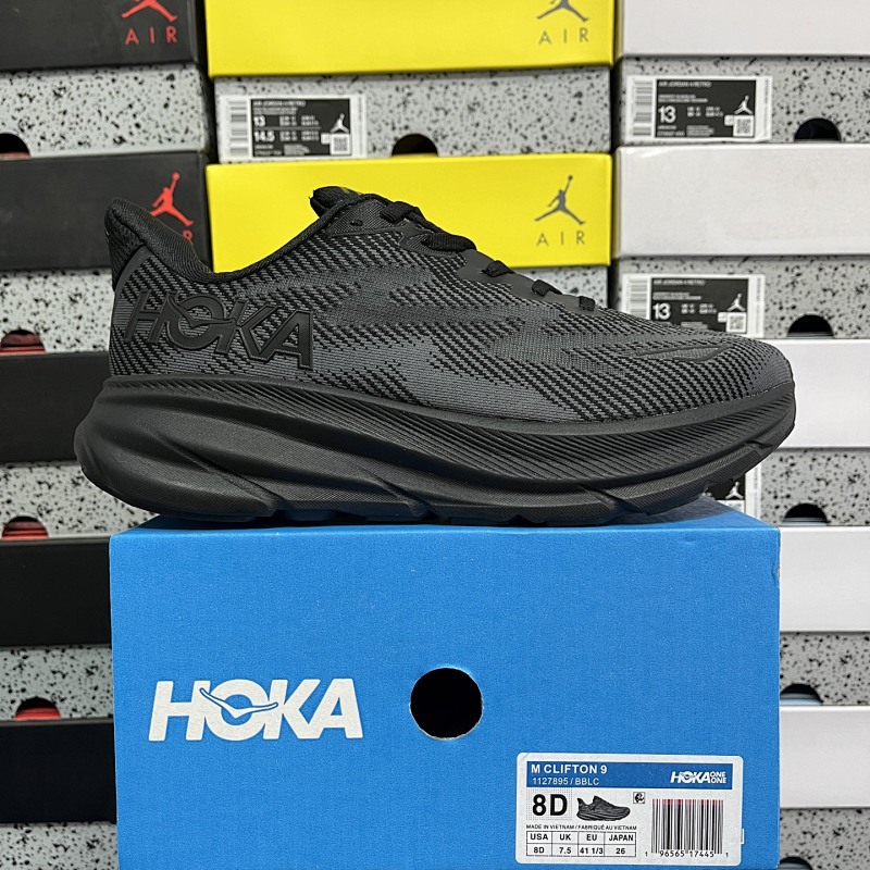 Hoka Clifton 9 Sneakers