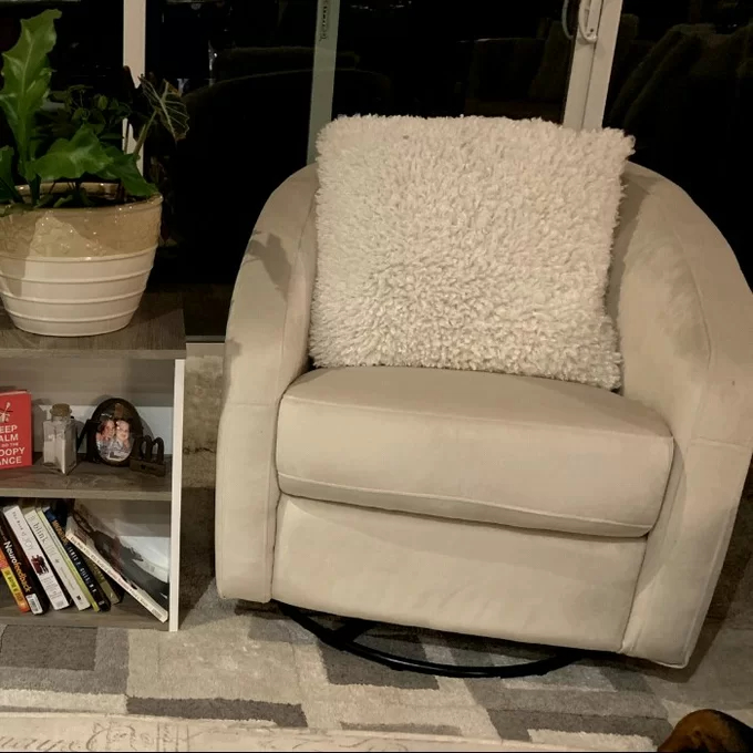 Madison Swivel Glider