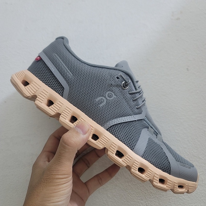 On Cloud 5 colour options