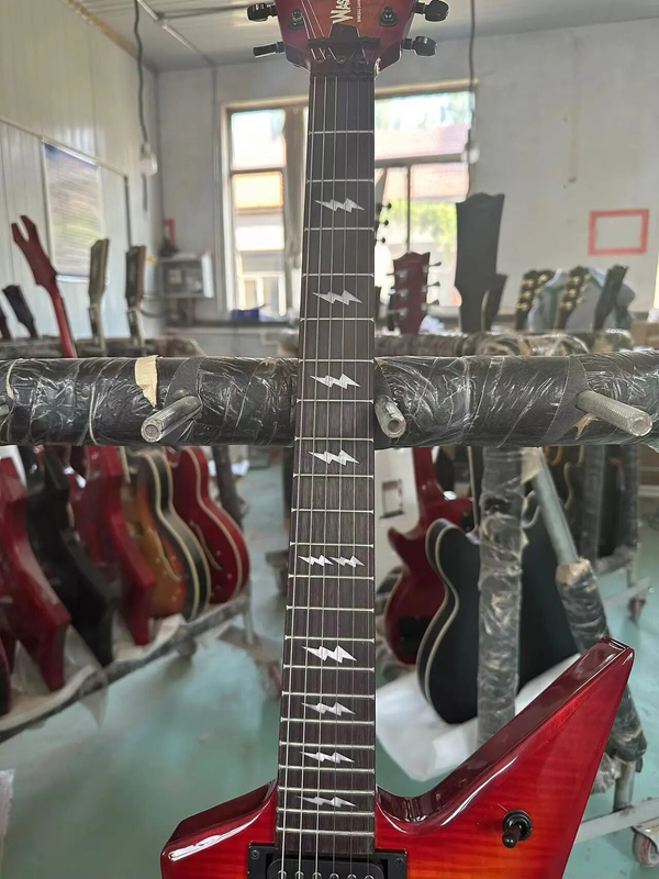 Custom Factory Customized 6strings Washburn Dimebag & # 034;Stealth& # 034; Electric Guitar