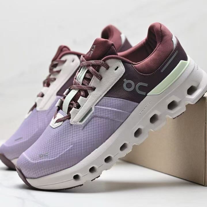 ON Cloudrunner 2