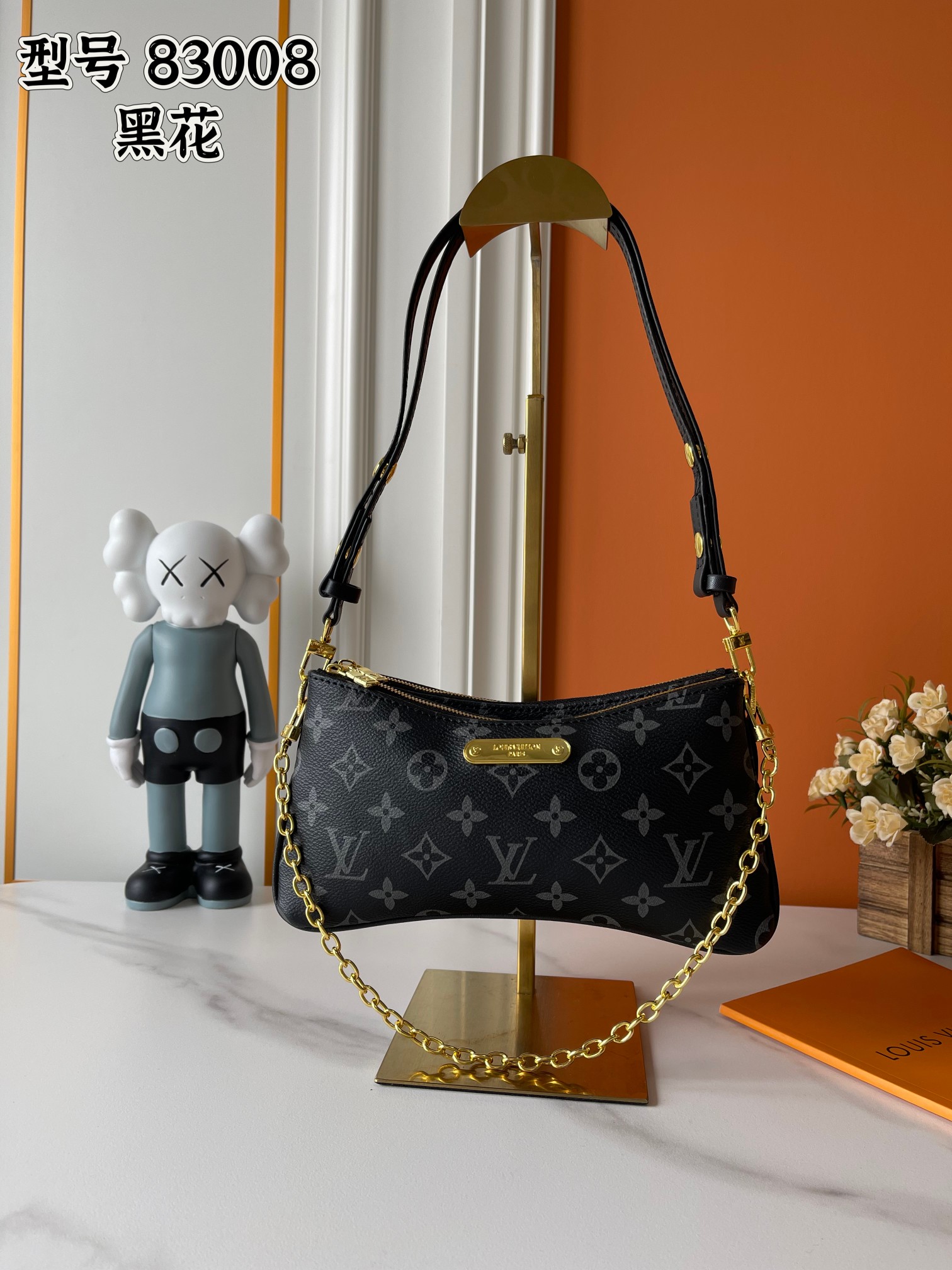 LV Pochette Monogram  bag