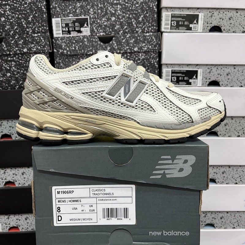 New Balance 1906 Sneakers