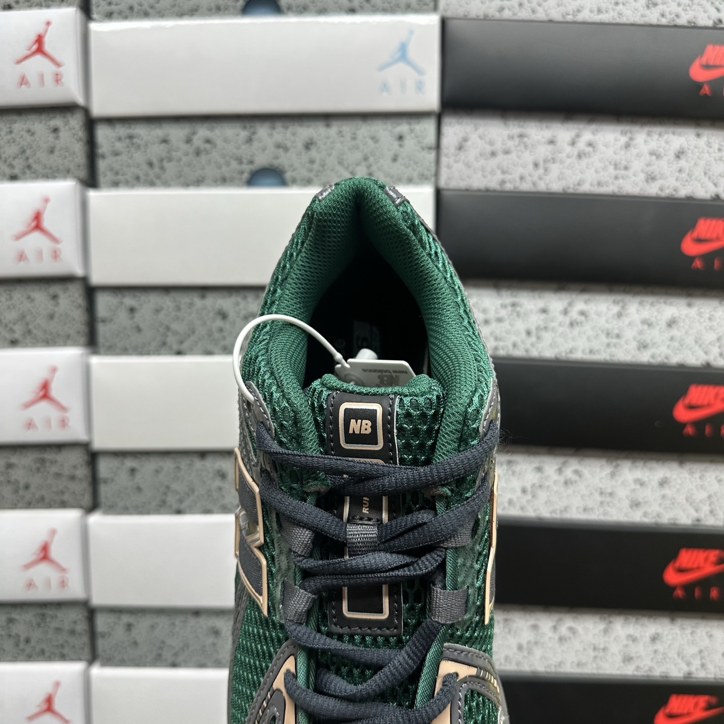 New Balance 1906 Sneakers detail 3
