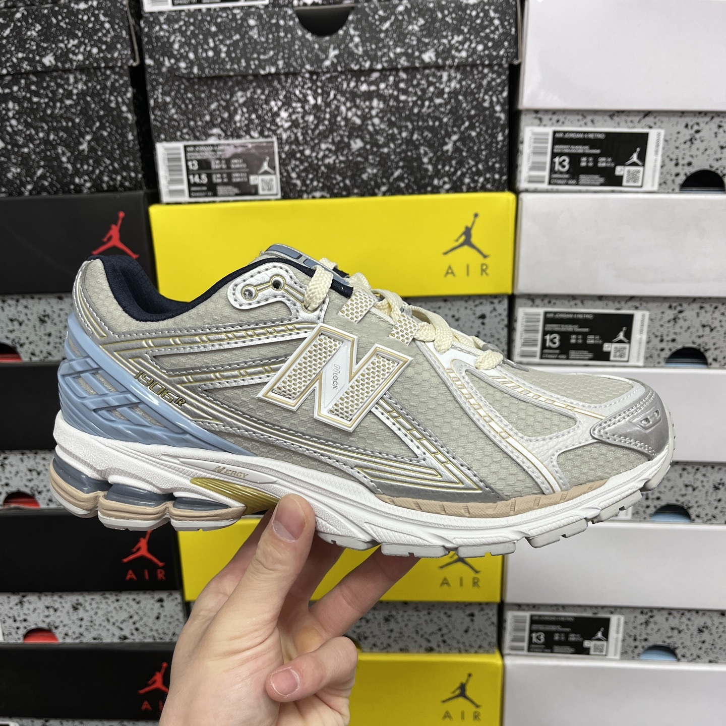 New Balance 1906 Sneakers detail 3