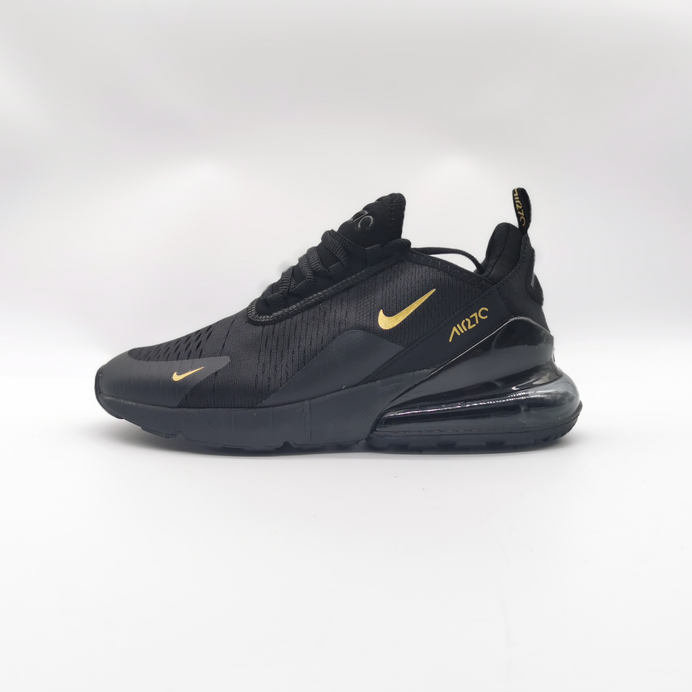 Nike Air Max 270