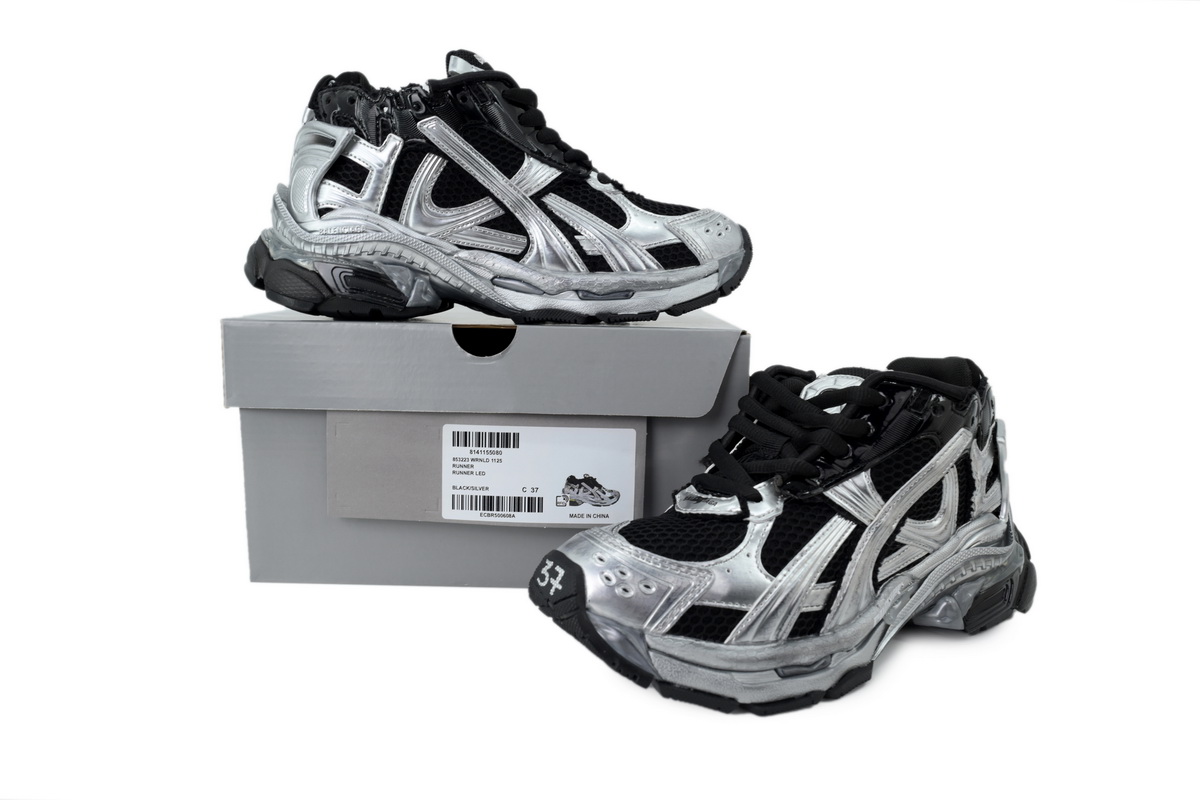 Balenciaga Runner Black Silver 853223 WRNLD 1125