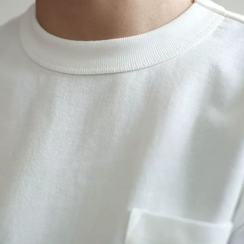 Short sleeve round neck pure white t-shirt