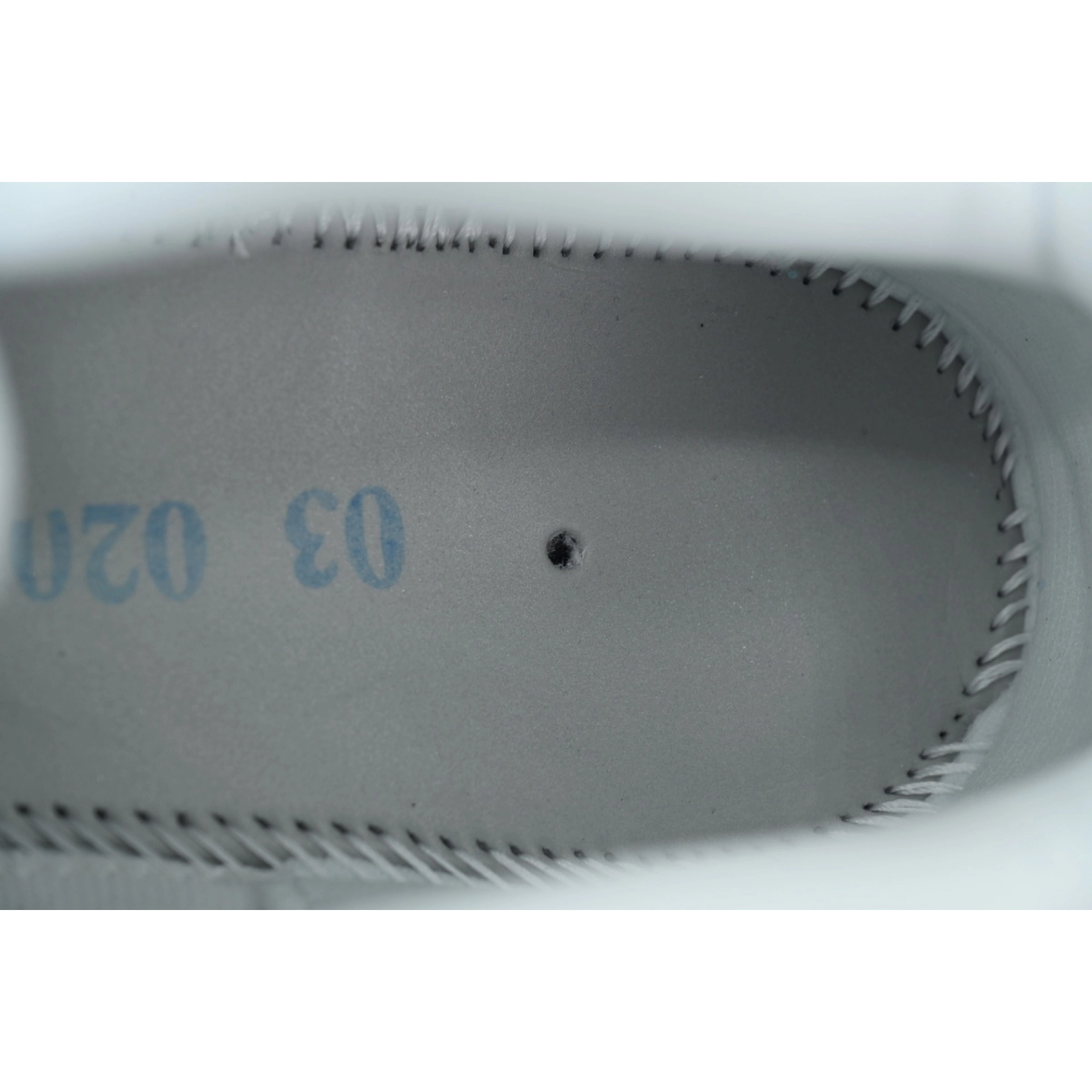 Air Jordan 11 Retro Low UNC (2026) FV5104-100