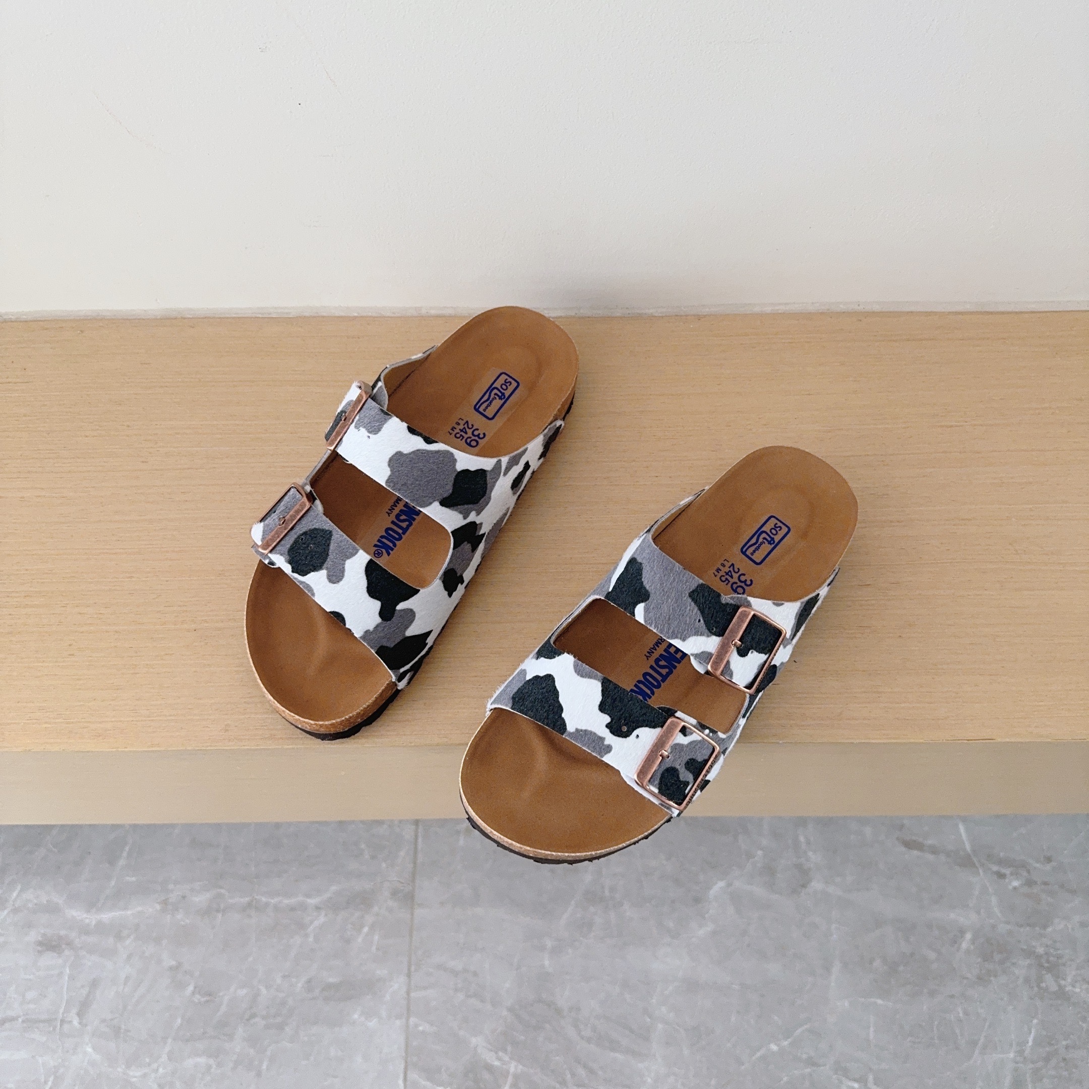 UGG Kids Pony Hair Series Birken-Style Two-Strap Sandals Adult And Kids