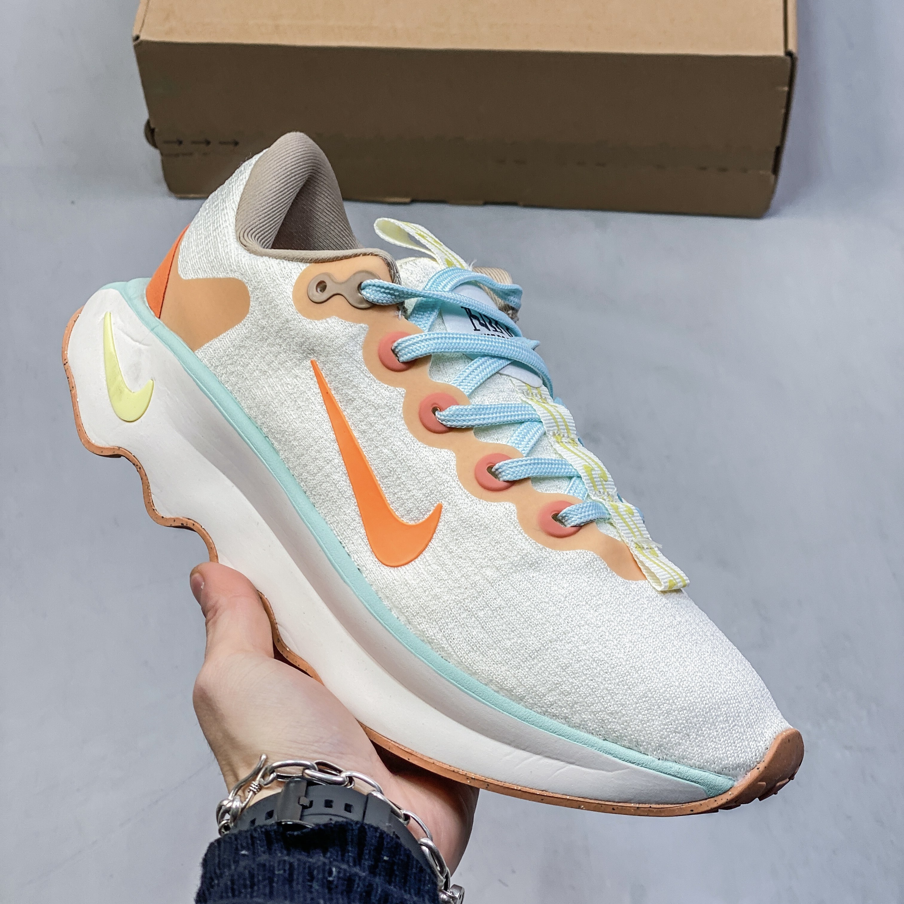 Nike MOTIVA