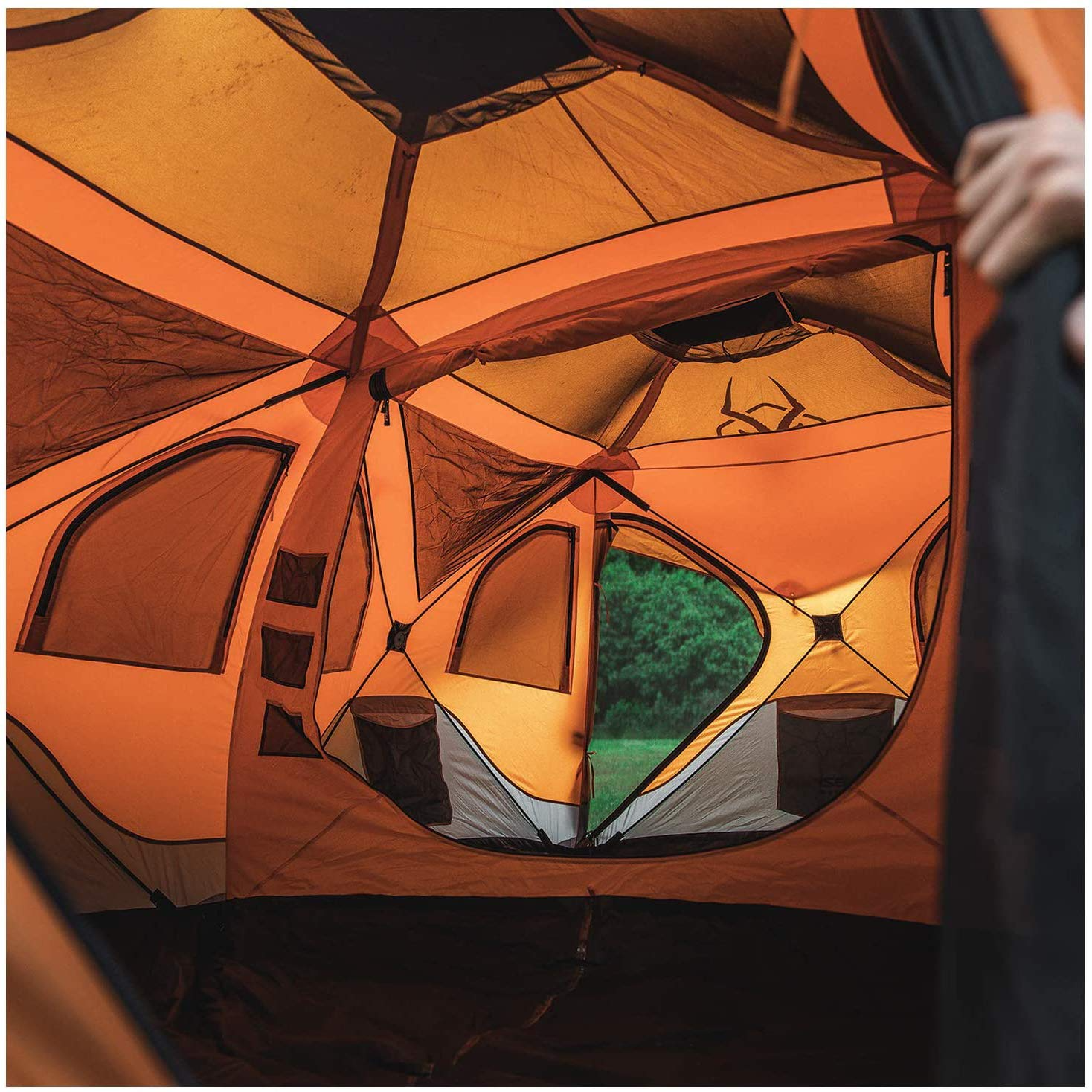 T8 Hub Tent