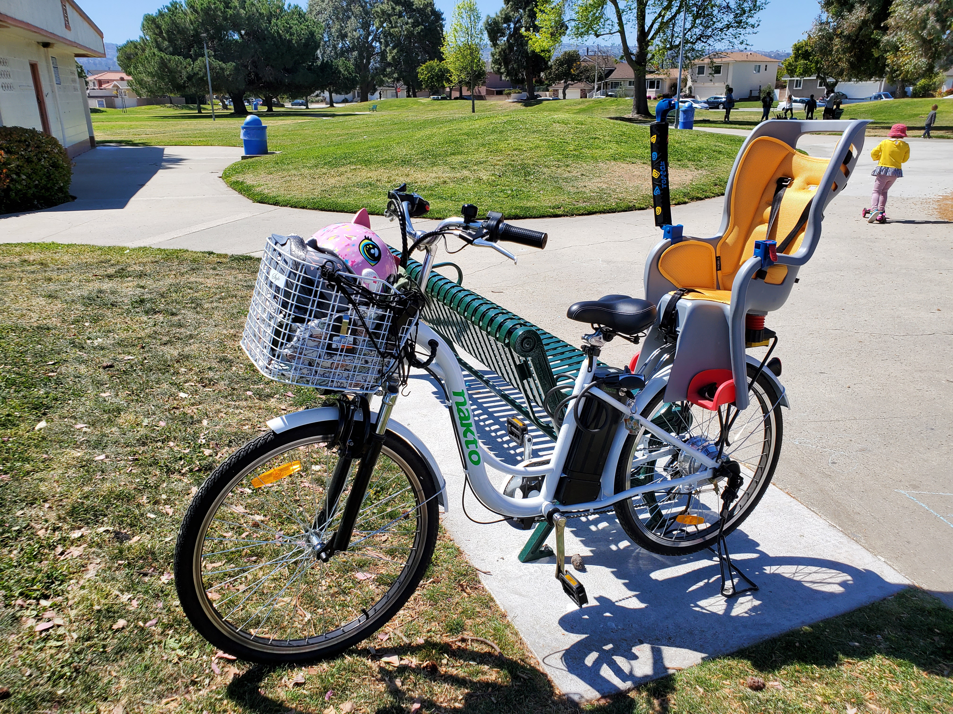 Electric Bike for Adult 350W Ebike 18-22MPH 45-60 Miles 26