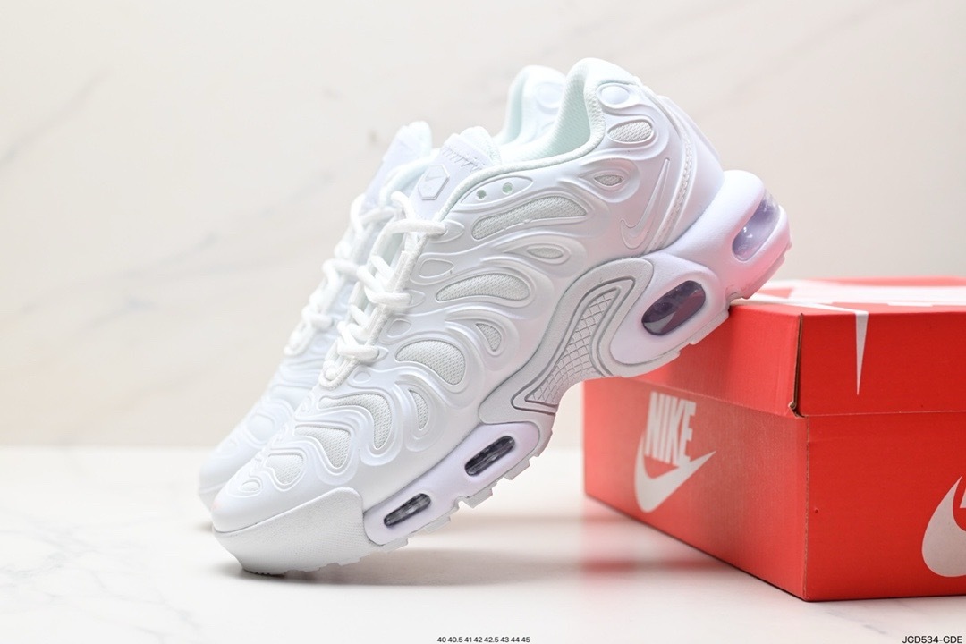 Air Max Plus Drift 33