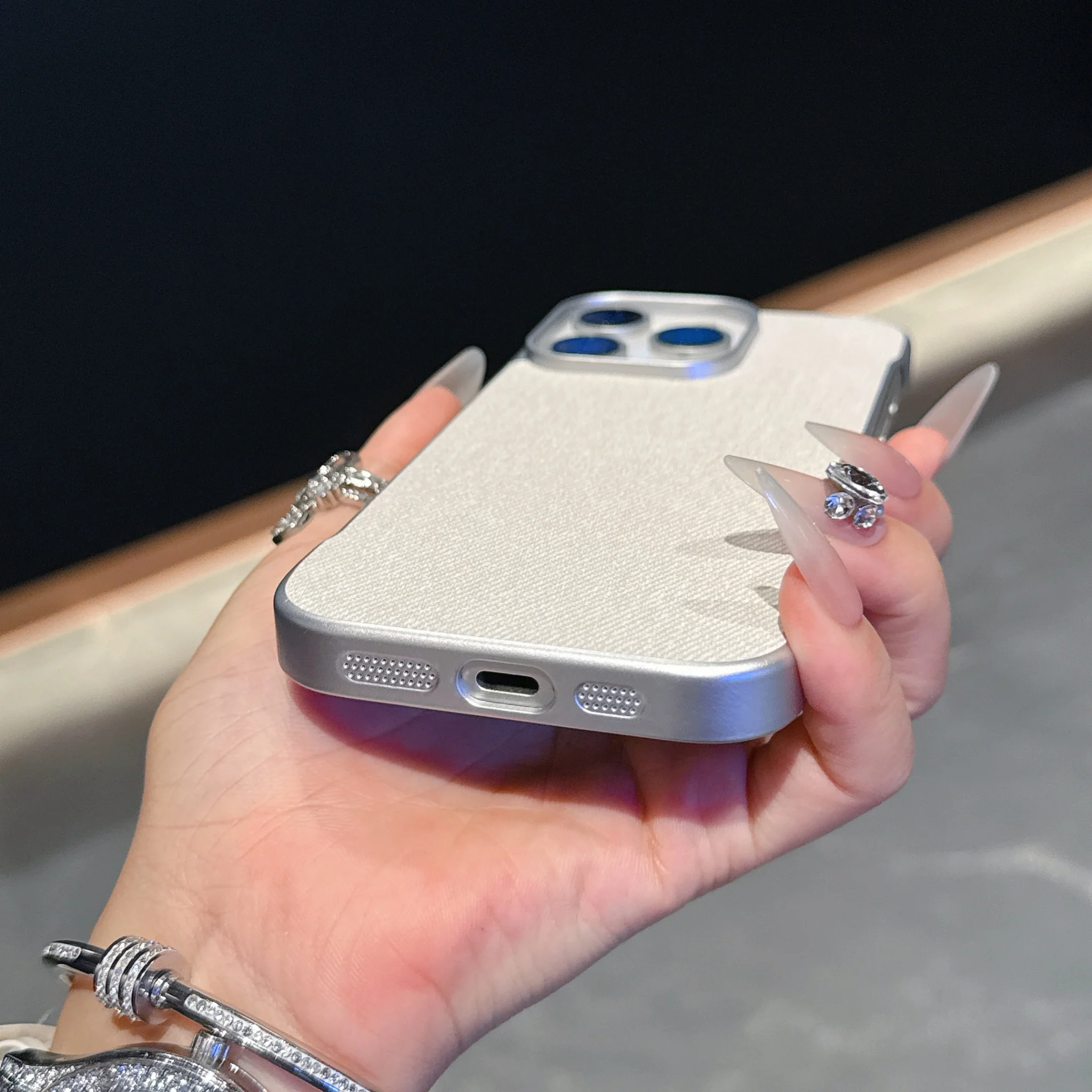 iPhone 15 Pro Protective Case MagSafe - back view