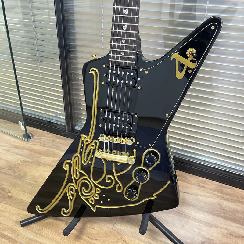 Electric Guitar Black Gold Gold Hardware Gold Carving Scroll Electric Guitar