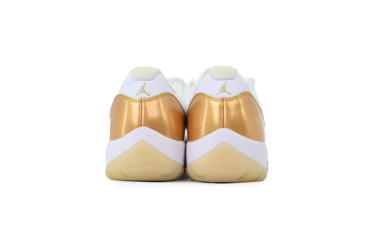 Air Jordan 11 Low Mother's Day AH7860-102