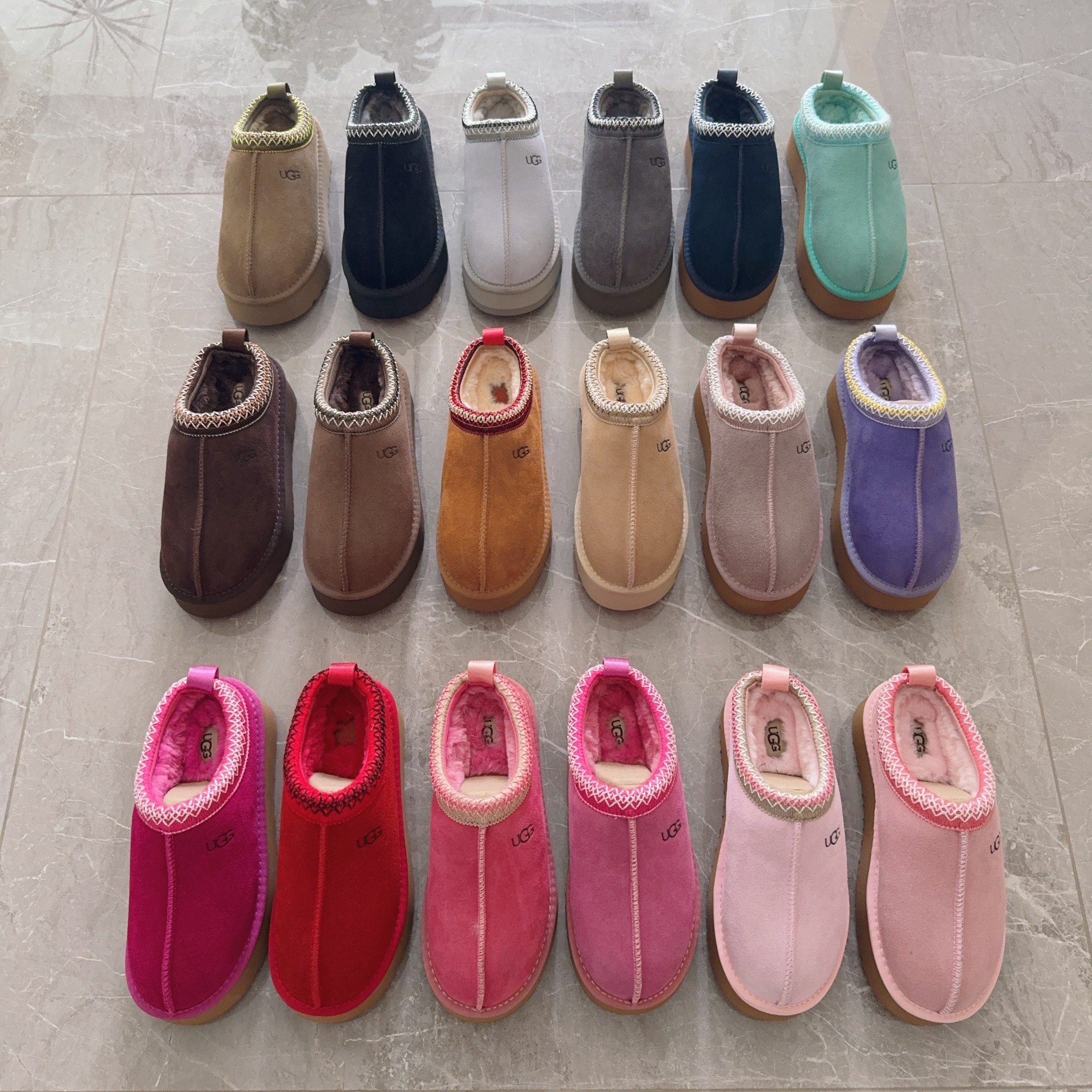 UGG Kids Ethnic Pattern Platform