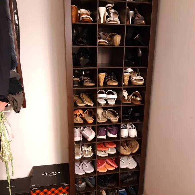 Kahl 36 Pair Shoe Rack