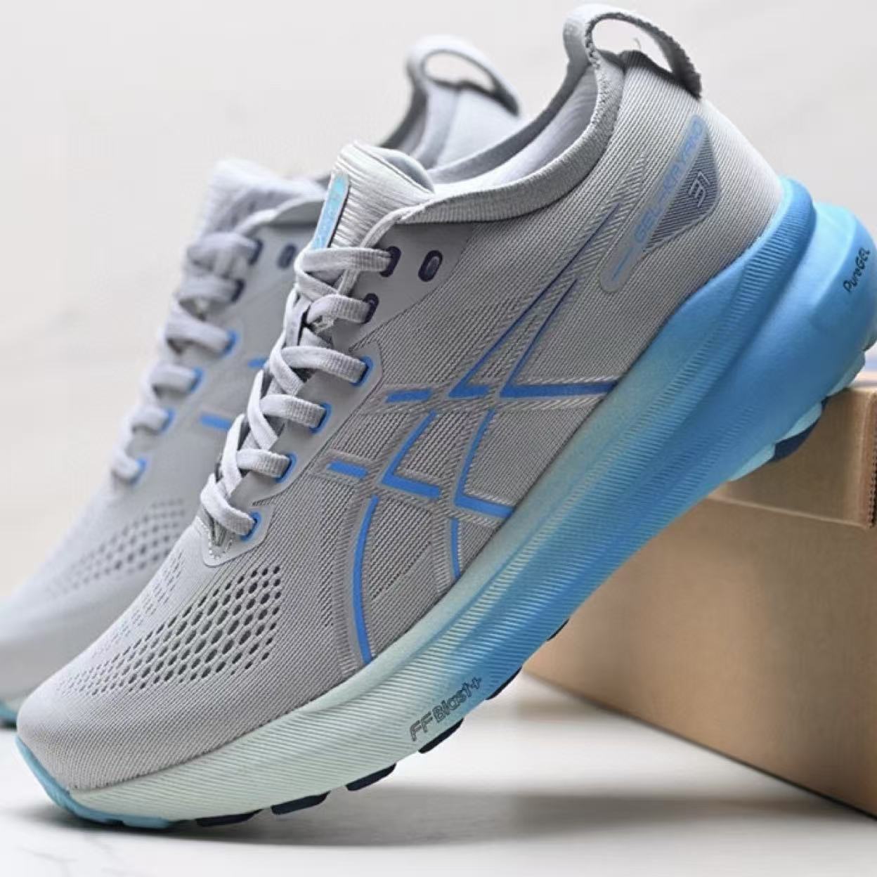 ASICS Gel-Kayano 31