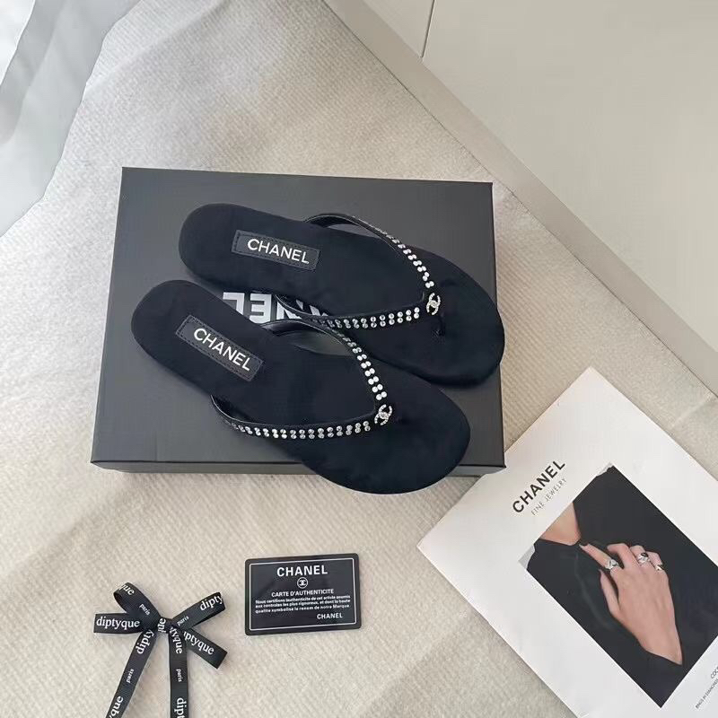Chanel Suede Kidskin Strass CC Thong Sandals