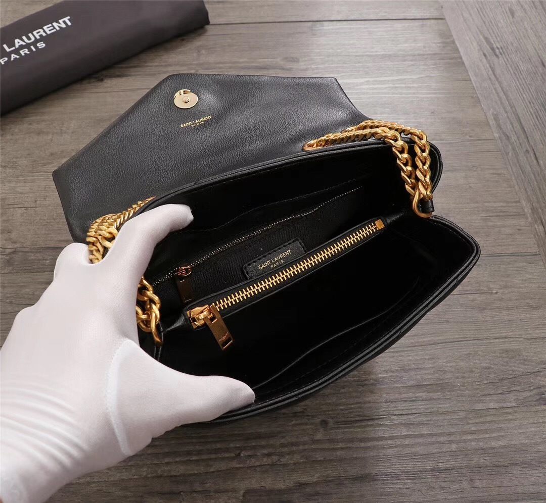 YSL Saint Laurent Handbag detail 1