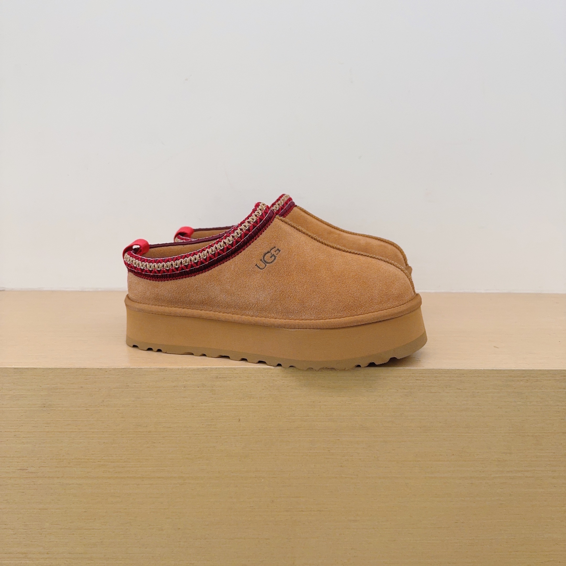 UGG Kids Ethnic-Style Platform Slippers