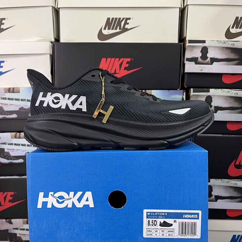 Hoka Clifton 9 Sneakers