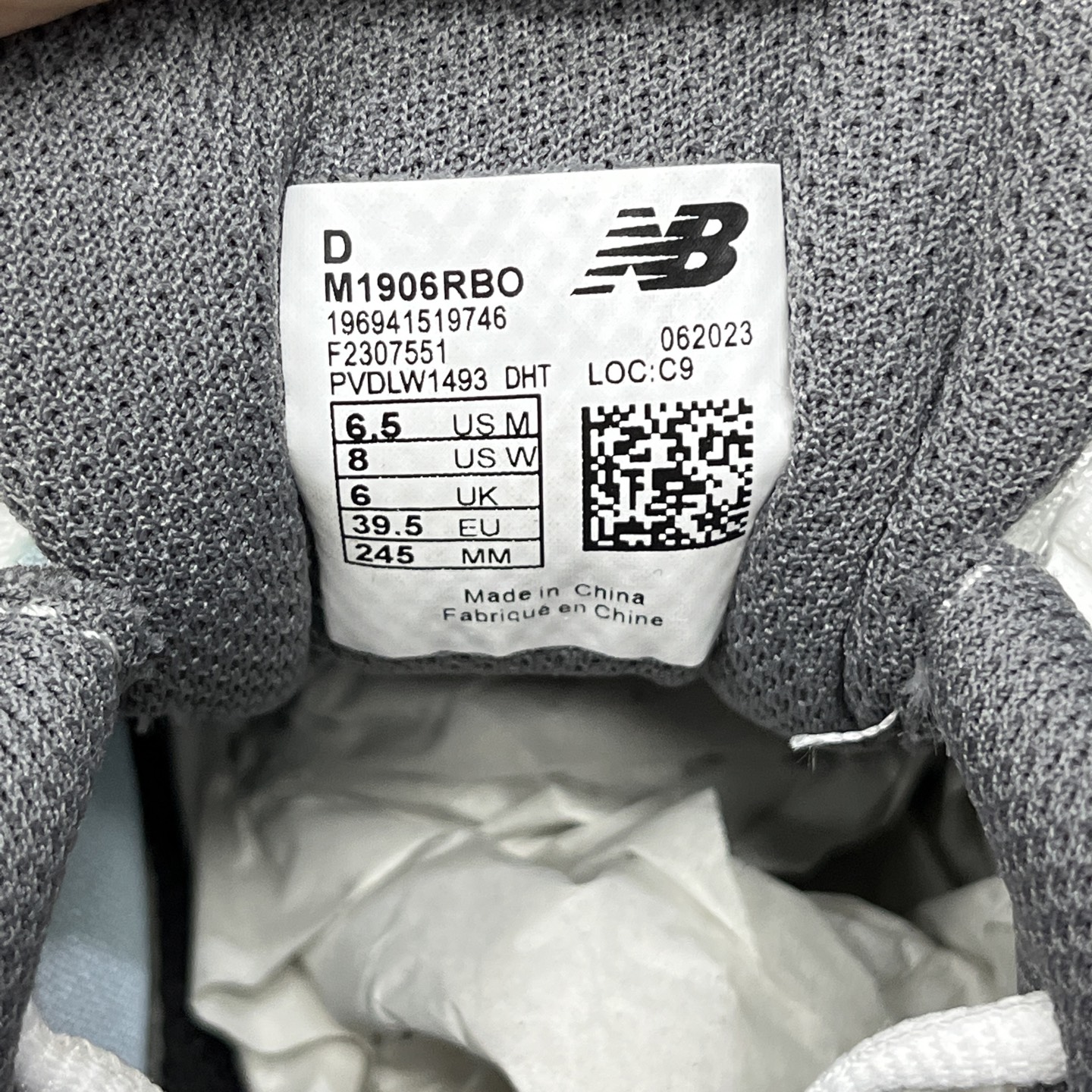 New Balance 1906 Sneakers detail 3