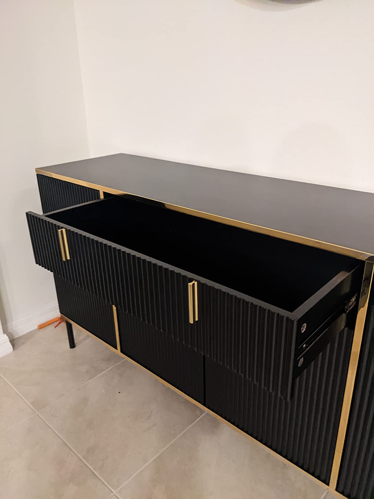 Modern Credenza Sideboard Buffet with Drawer