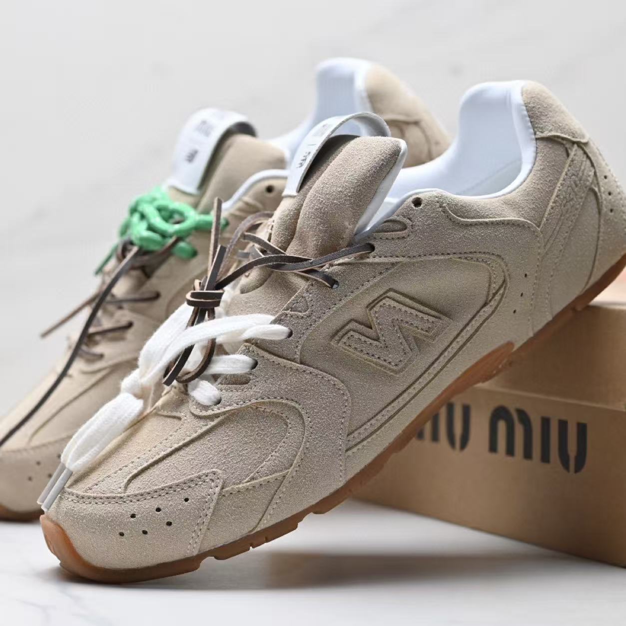 New Balance 530