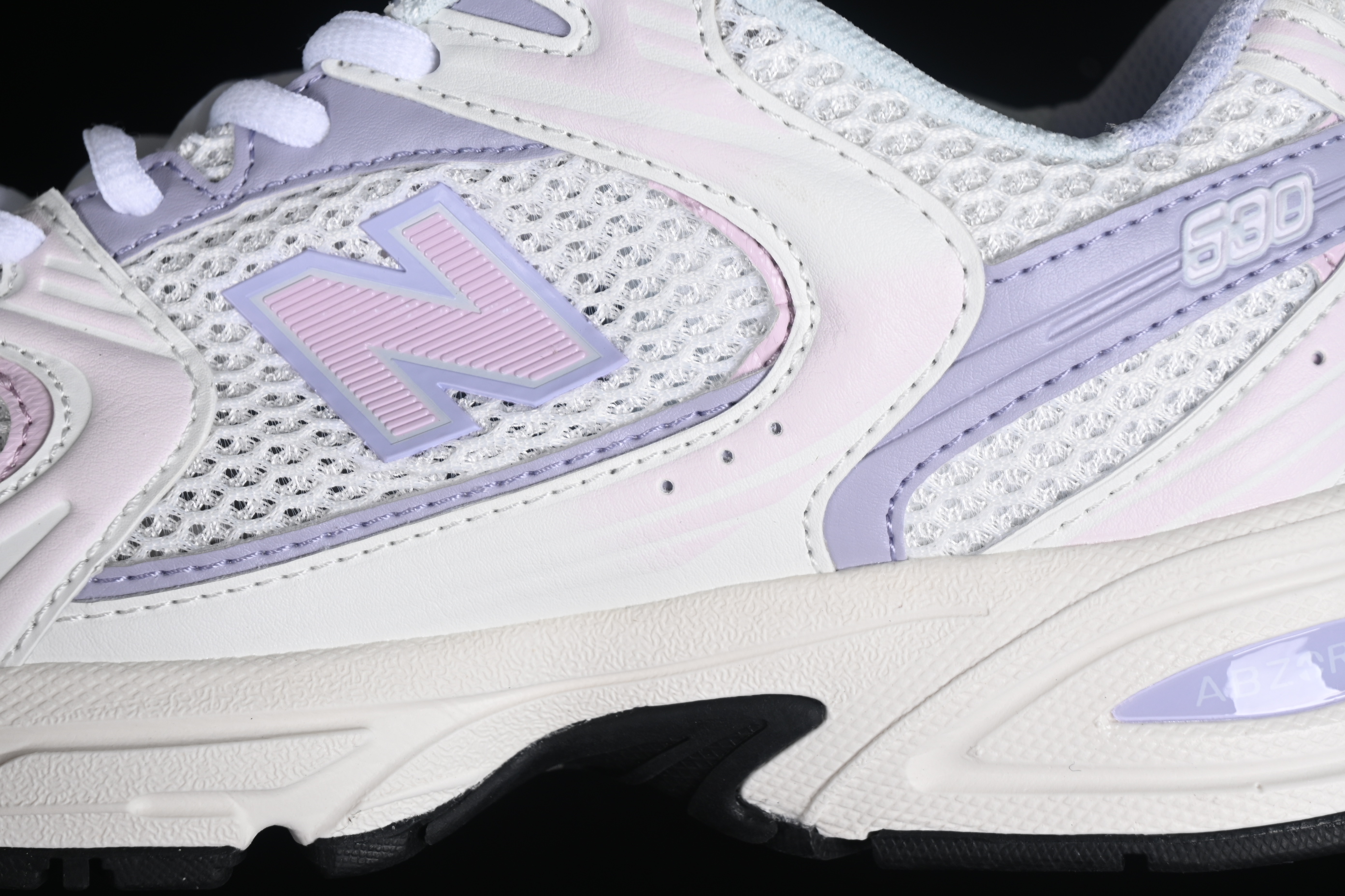 New Balance 530