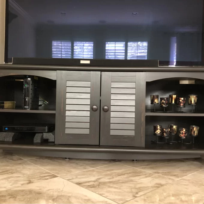 Bredevoort TV Stand for TVs up to 60
