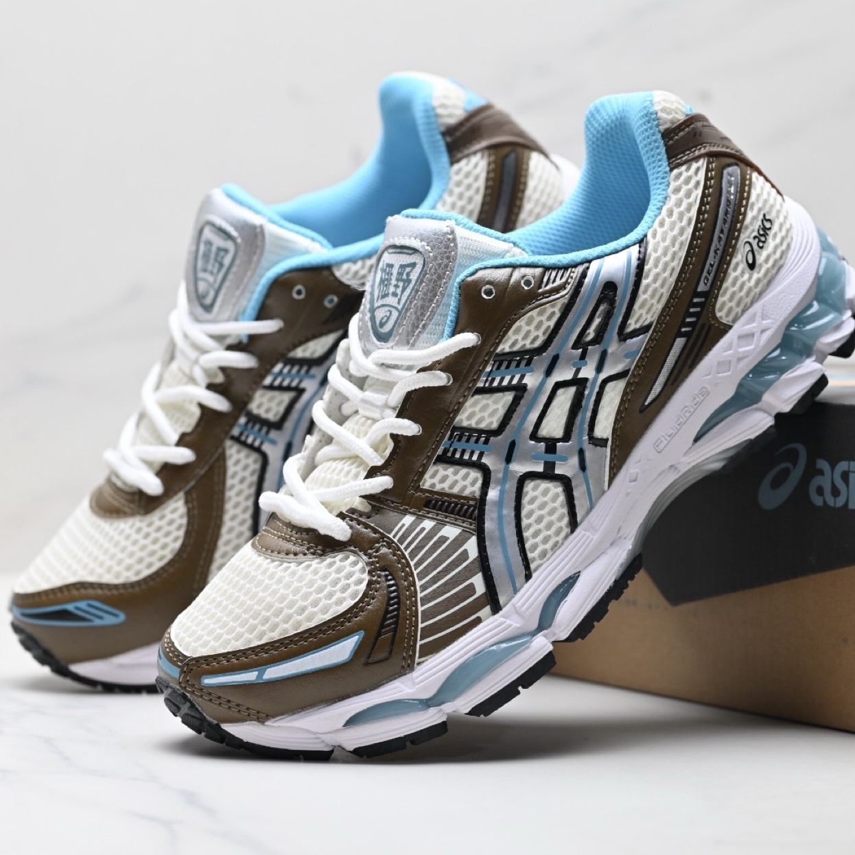 ASICS Gel-Kayano 12.1