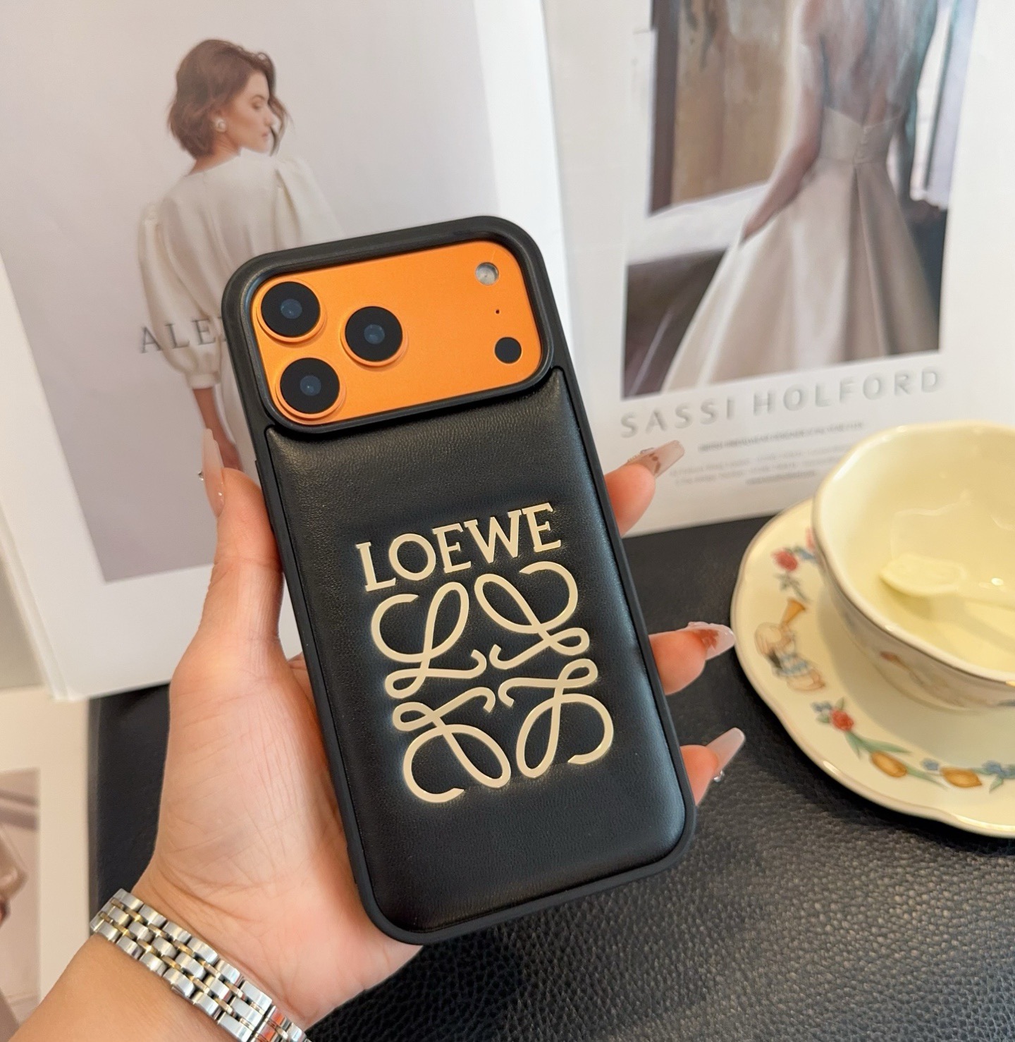 Loewe Hot Stamping Full-Cover Phone Case
