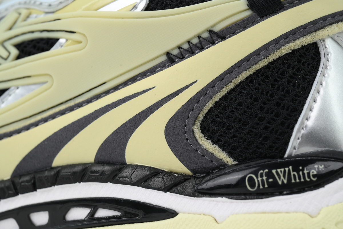 Off-White Be Right Back Yellow Black OWIA295S 26FAB003 1087