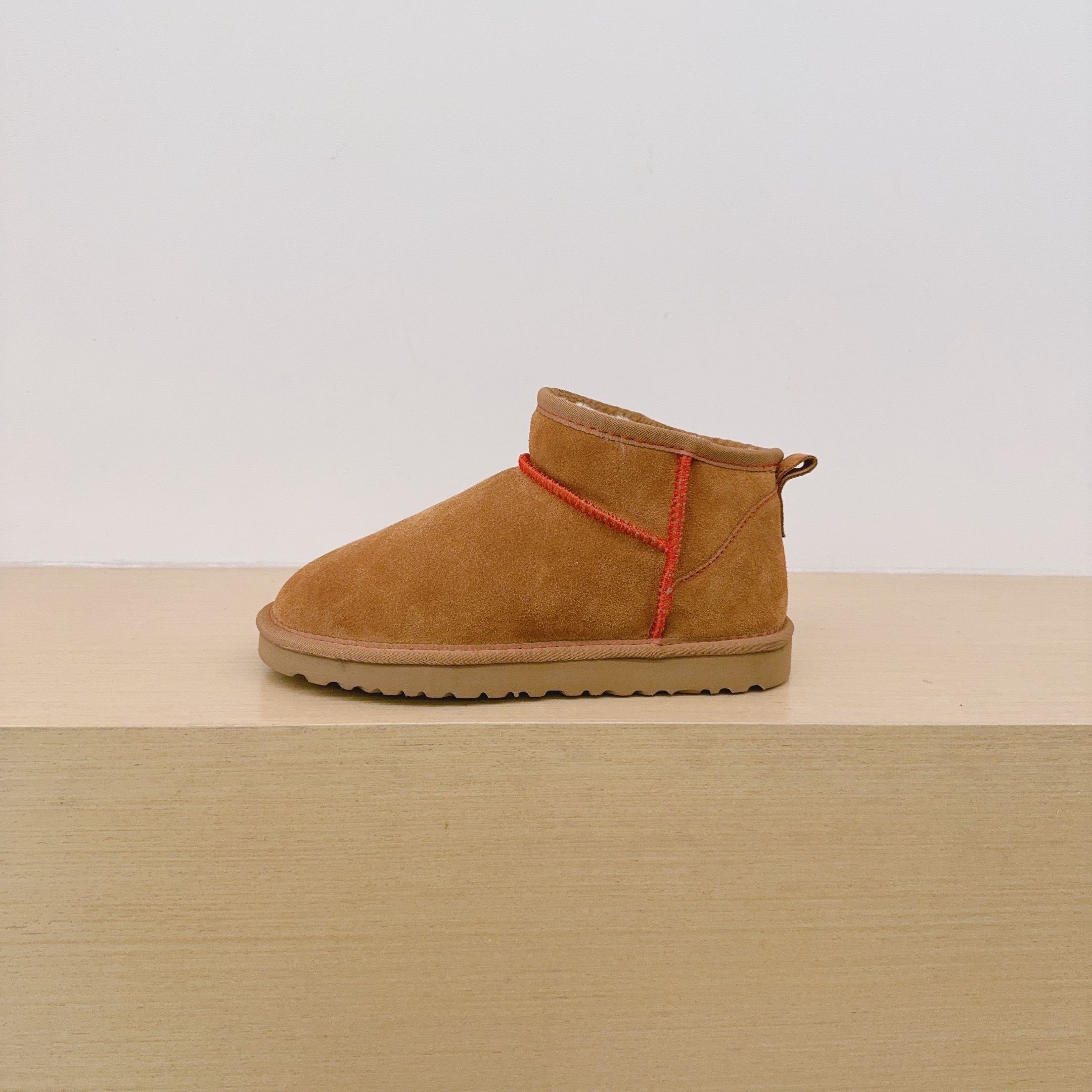 UGG Kids Footwear Style 027