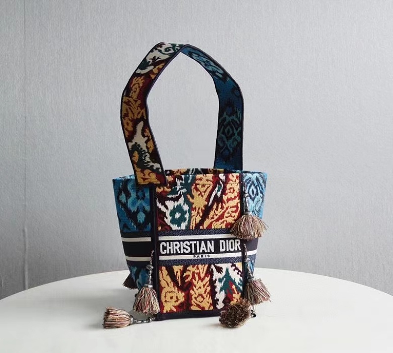 Dior D-Bucket Bag Embroidered
