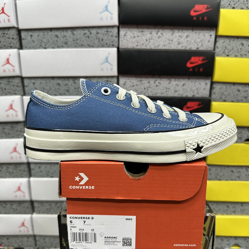 Converse 1970s Blue Low Top
