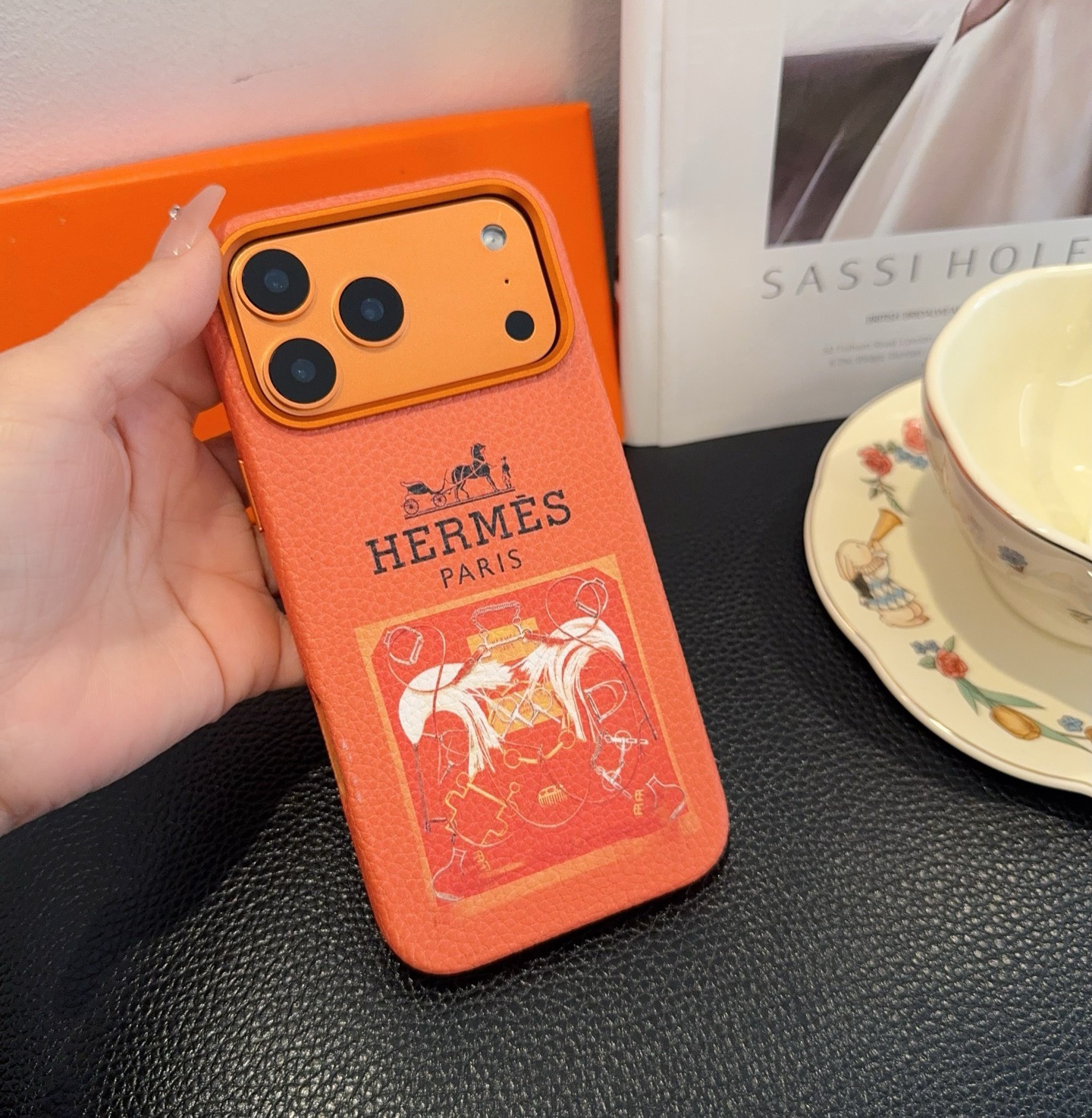 Hermès Classic Horse Carriage Print Luxury Leather Phone Case