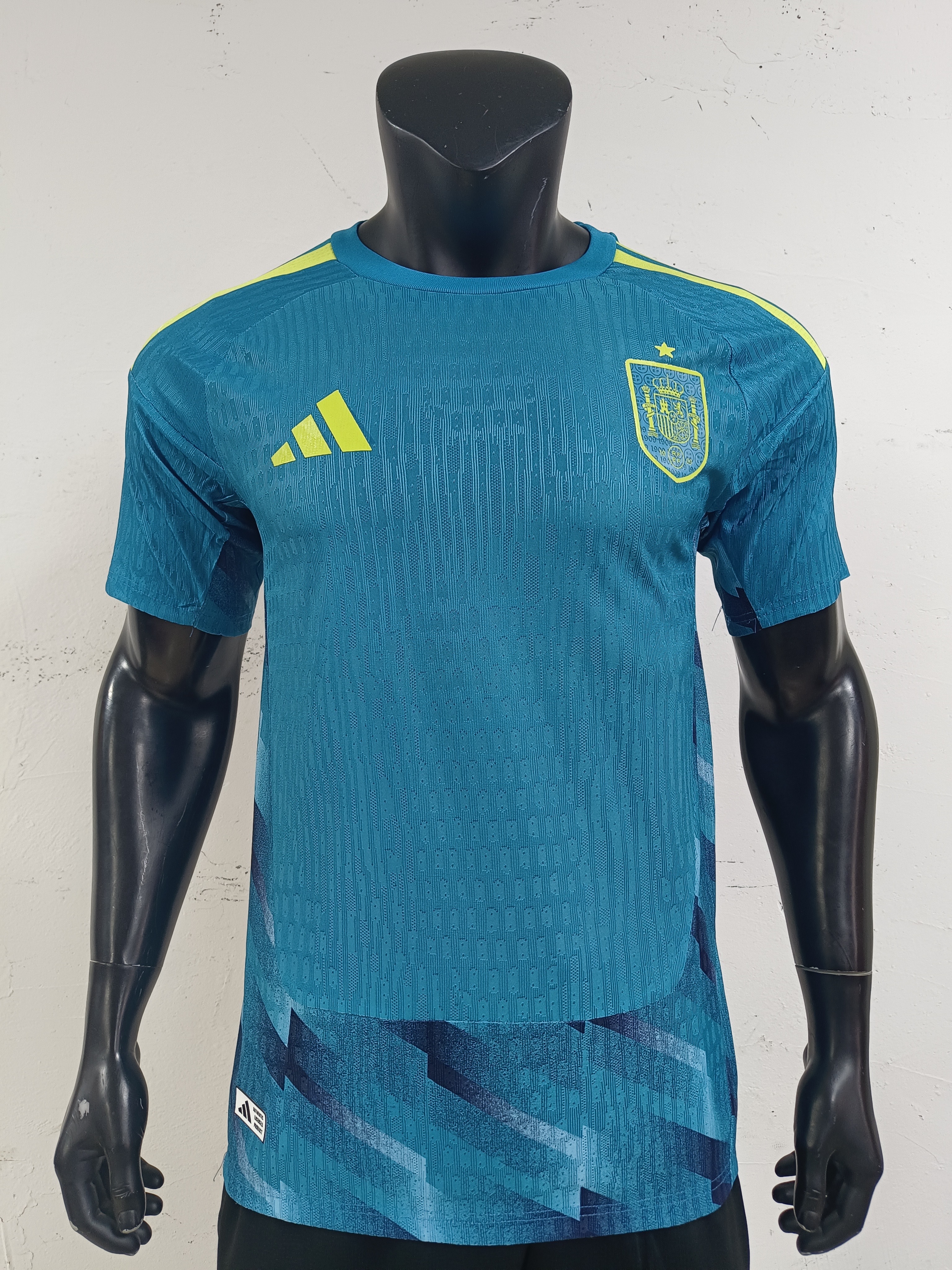 Spanish goalkeeper jersey