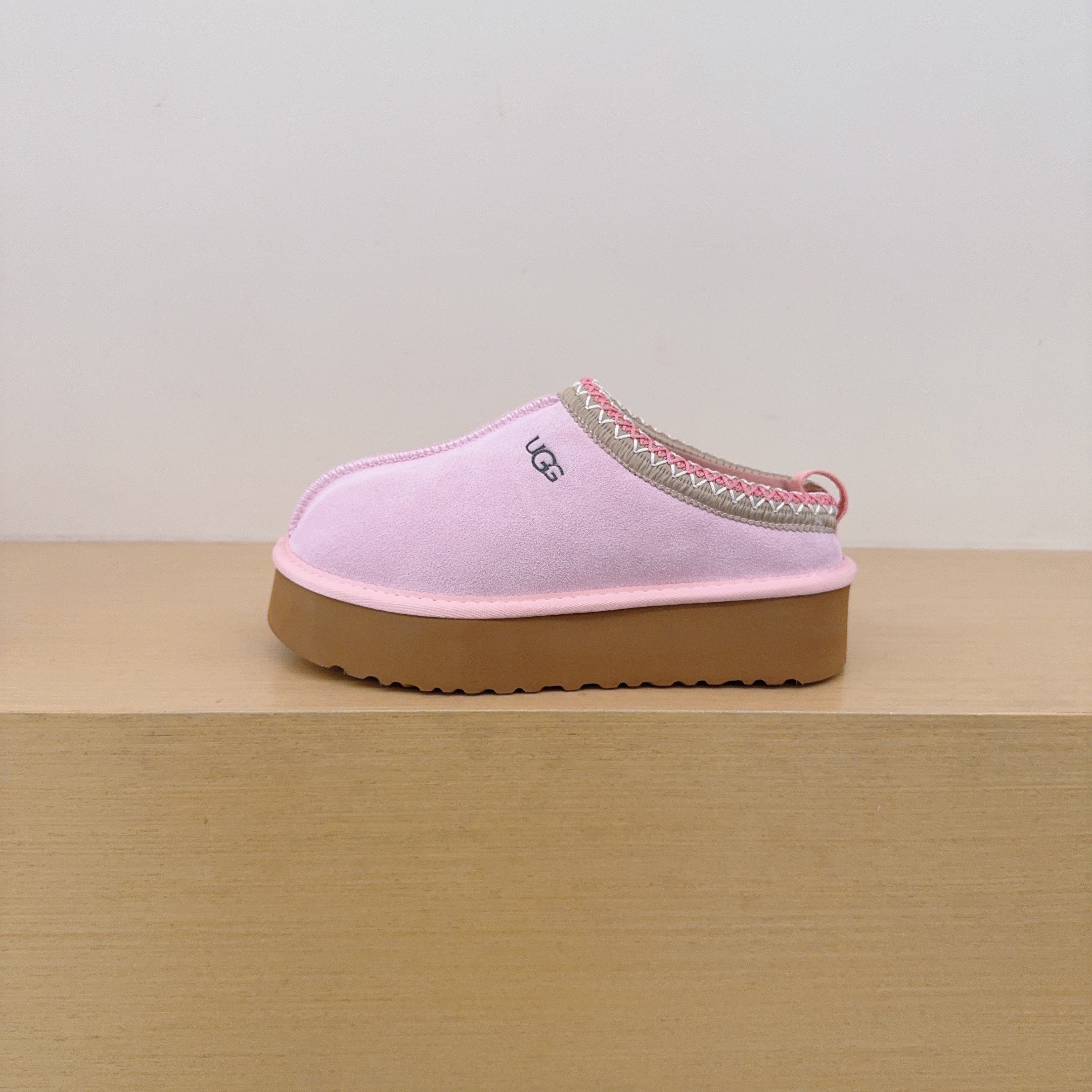 UGG Kids Ethnic Pattern Platform