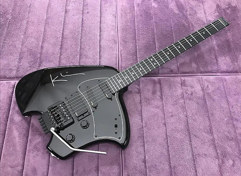 Vintage USA GK4T Black Headless Guitar TransTrem Vibrato Arm, Set-Up